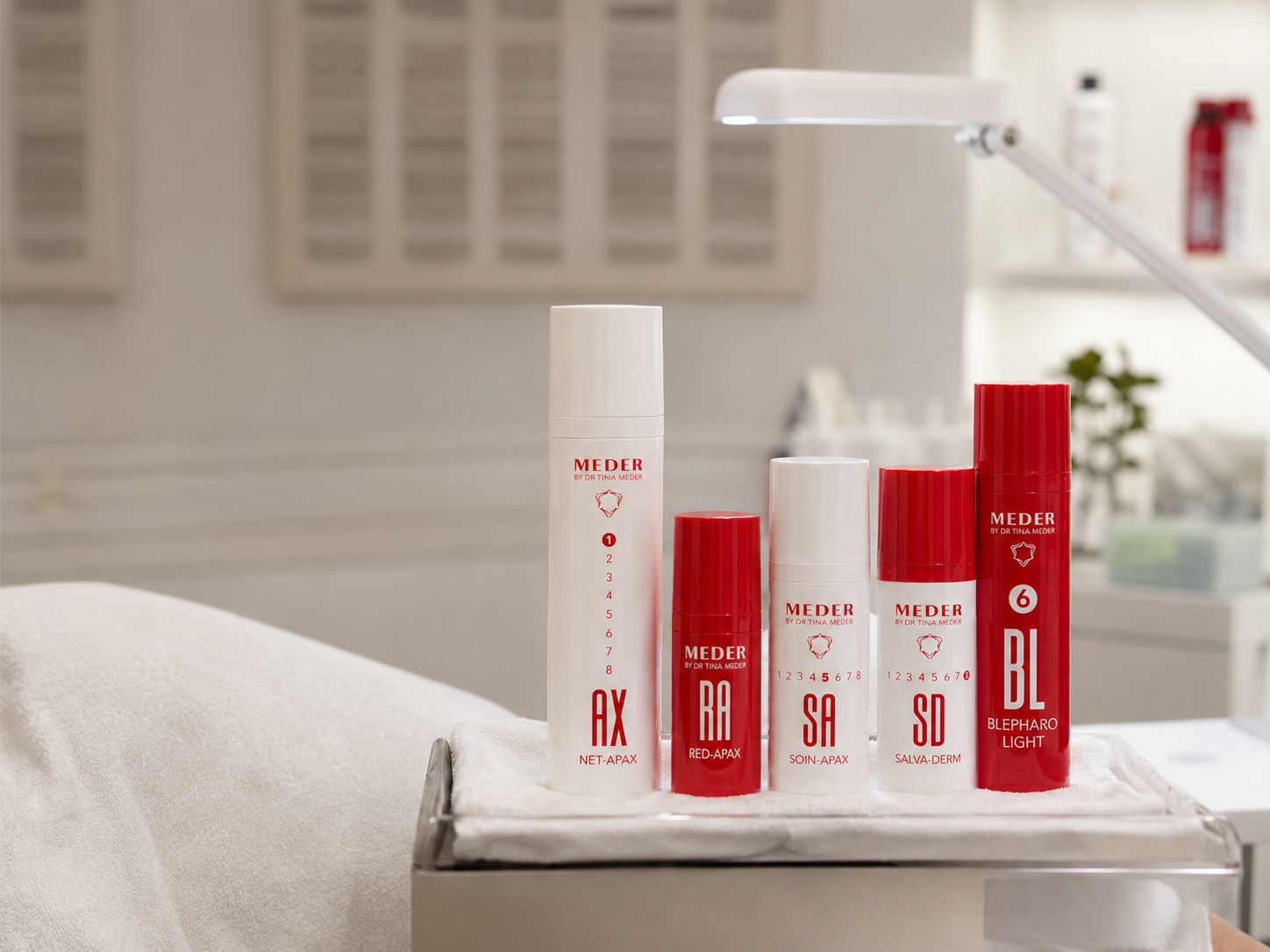 Gesichtsbehandlung mit Meder Swiss Kosmetik